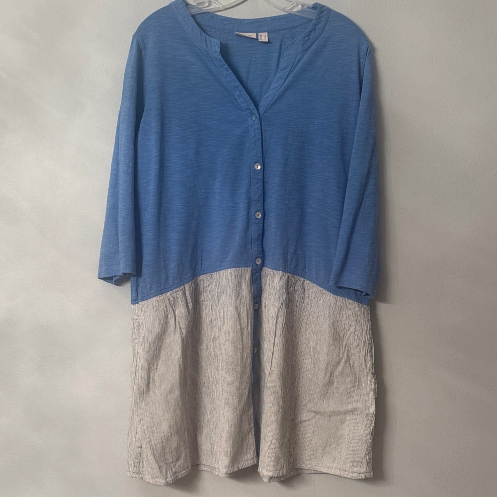 LOGO by Lori Goldstein Blue Tunic.Size L.100% cotton. Perfect condition
